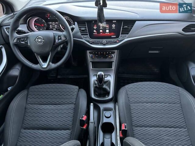 Серый Опель Астра, объемом двигателя 1.6 л и пробегом 146 тыс. км за 7999 $, фото 7 на Automoto.ua