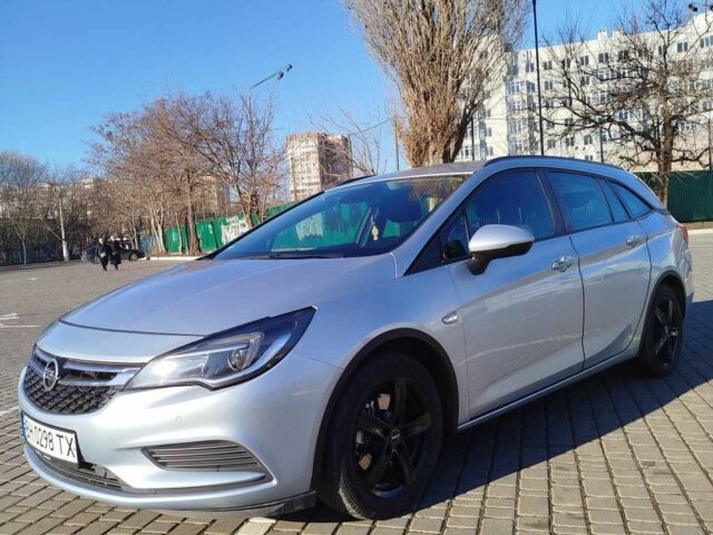 Сірий Опель Астра, об'ємом двигуна 1.6 л та пробігом 184 тис. км за 12900 $, фото 4 на Automoto.ua