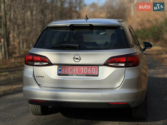 Серый Опель Астра, объемом двигателя 1.6 л и пробегом 167 тыс. км за 11200 $, фото 12 на Automoto.ua