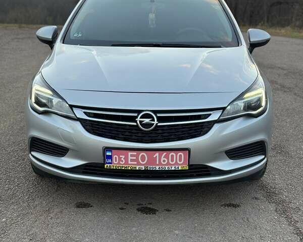 Серый Опель Астра, объемом двигателя 1.6 л и пробегом 146 тыс. км за 7999 $, фото 2 на Automoto.ua