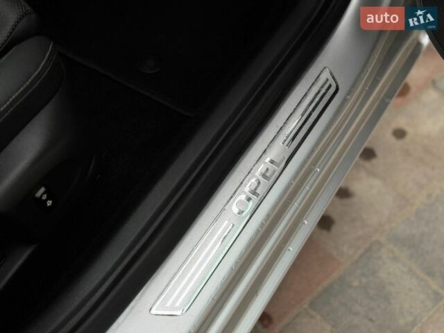 Серый Опель Астра, объемом двигателя 1.6 л и пробегом 185 тыс. км за 13200 $, фото 66 на Automoto.ua