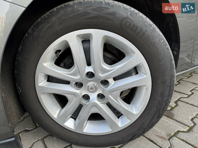 Сірий Опель Астра, об'ємом двигуна 1.5 л та пробігом 142 тис. км за 12800 $, фото 32 на Automoto.ua