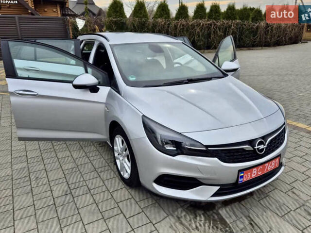 Серый Опель Астра, объемом двигателя 1.5 л и пробегом 270 тыс. км за 9999 $, фото 31 на Automoto.ua