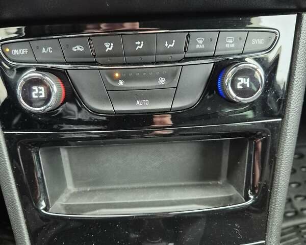 Сірий Опель Астра, об'ємом двигуна 1.5 л та пробігом 142 тис. км за 13700 $, фото 20 на Automoto.ua