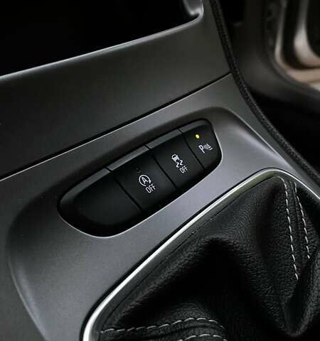 Серый Опель Астра, объемом двигателя 1.5 л и пробегом 115 тыс. км за 12599 $, фото 22 на Automoto.ua