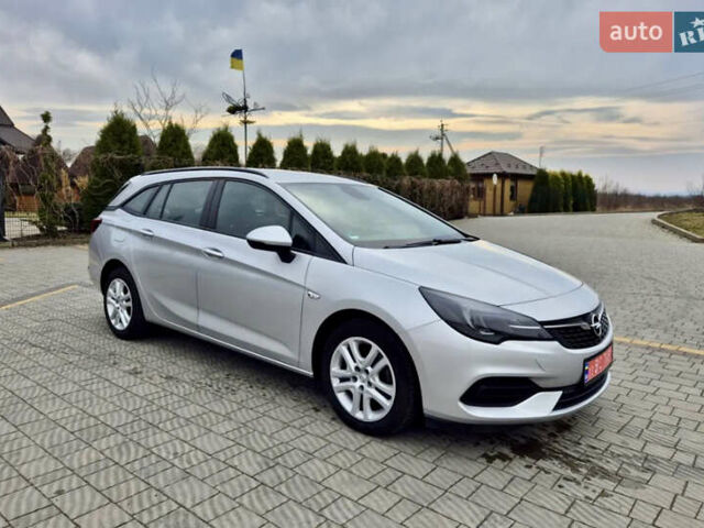 Серый Опель Астра, объемом двигателя 1.5 л и пробегом 270 тыс. км за 9999 $, фото 52 на Automoto.ua