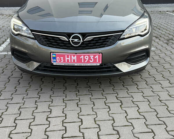 Сірий Опель Астра, об'ємом двигуна 1.5 л та пробігом 142 тис. км за 12800 $, фото 2 на Automoto.ua