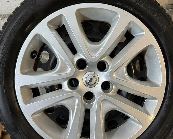 Сірий Опель Астра, об'ємом двигуна 1.5 л та пробігом 142 тис. км за 12800 $, фото 37 на Automoto.ua