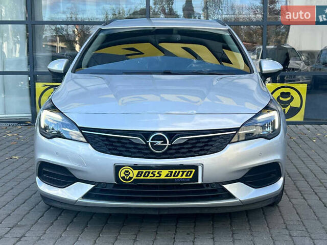 Серый Опель Астра, объемом двигателя 1.5 л и пробегом 110 тыс. км за 13000 $, фото 1 на Automoto.ua