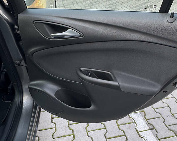 Сірий Опель Астра, об'ємом двигуна 1.5 л та пробігом 142 тис. км за 12800 $, фото 14 на Automoto.ua