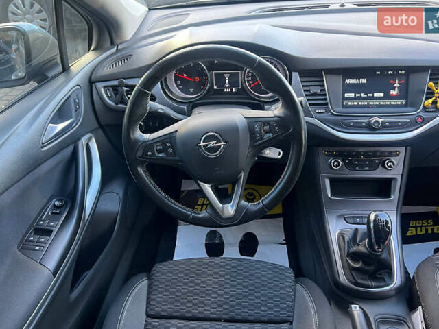 Серый Опель Астра, объемом двигателя 1.5 л и пробегом 110 тыс. км за 13000 $, фото 16 на Automoto.ua