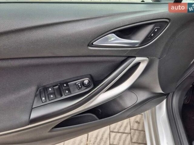 Серый Опель Астра, объемом двигателя 1.5 л и пробегом 270 тыс. км за 9999 $, фото 23 на Automoto.ua