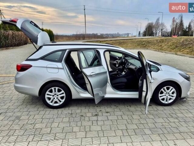 Серый Опель Астра, объемом двигателя 1.5 л и пробегом 270 тыс. км за 9999 $, фото 34 на Automoto.ua