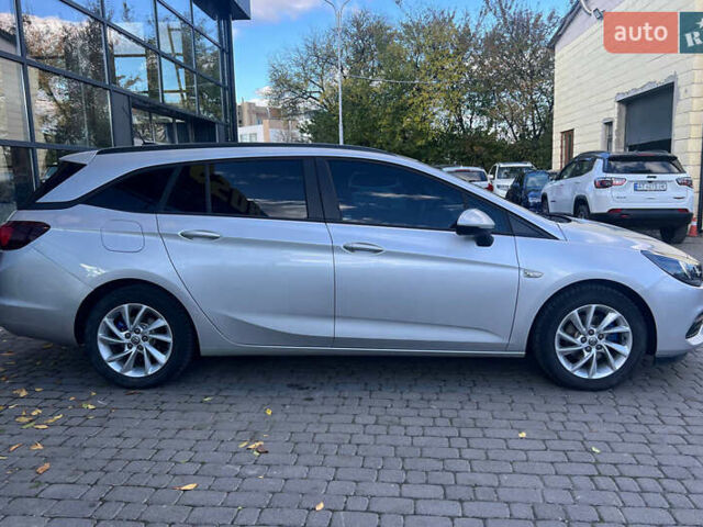 Серый Опель Астра, объемом двигателя 1.5 л и пробегом 110 тыс. км за 13000 $, фото 7 на Automoto.ua