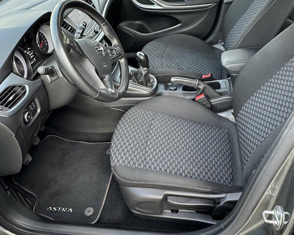 Сірий Опель Астра, об'ємом двигуна 1.5 л та пробігом 142 тис. км за 12800 $, фото 11 на Automoto.ua