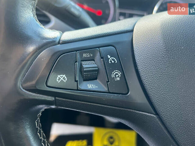 Серый Опель Астра, объемом двигателя 1.5 л и пробегом 110 тыс. км за 13000 $, фото 21 на Automoto.ua