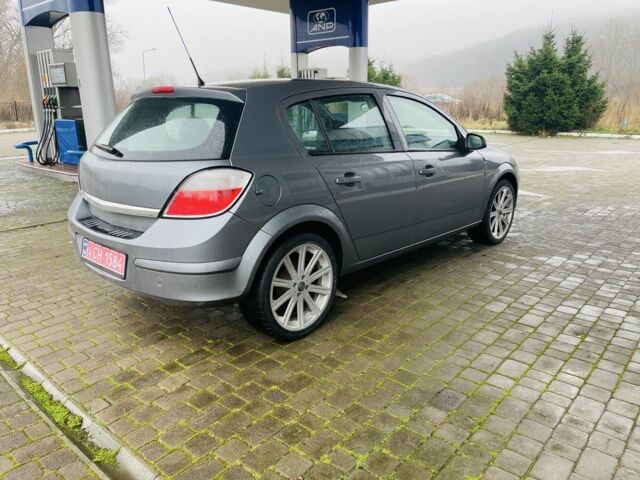 Серый Опель Астра, объемом двигателя 0 л и пробегом 205 тыс. км за 4400 $, фото 1 на Automoto.ua