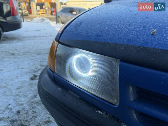 Синий Опель Астра, объемом двигателя 1.4 л и пробегом 310 тыс. км за 1590 $, фото 4 на Automoto.ua