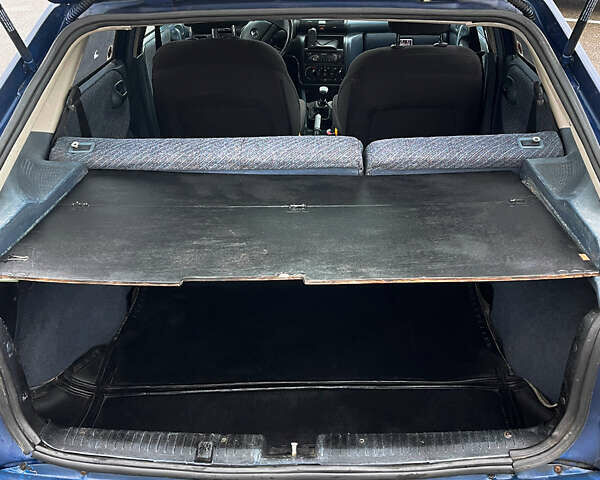 Синий Опель Астра, объемом двигателя 1.6 л и пробегом 418 тыс. км за 2600 $, фото 23 на Automoto.ua