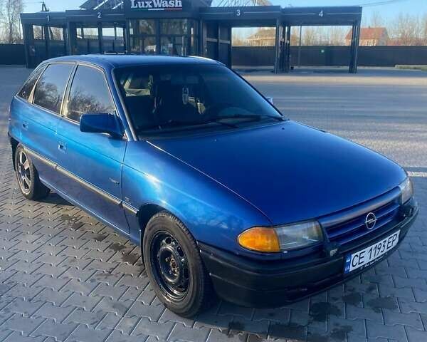 Синий Опель Астра, объемом двигателя 1.6 л и пробегом 400 тыс. км за 1600 $, фото 1 на Automoto.ua