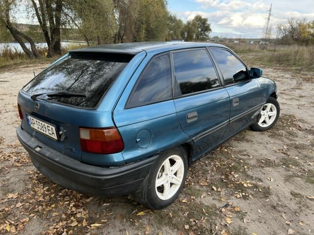 Синій Опель Астра, об'ємом двигуна 1.8 л та пробігом 1000 тис. км за 1150 $, фото 3 на Automoto.ua