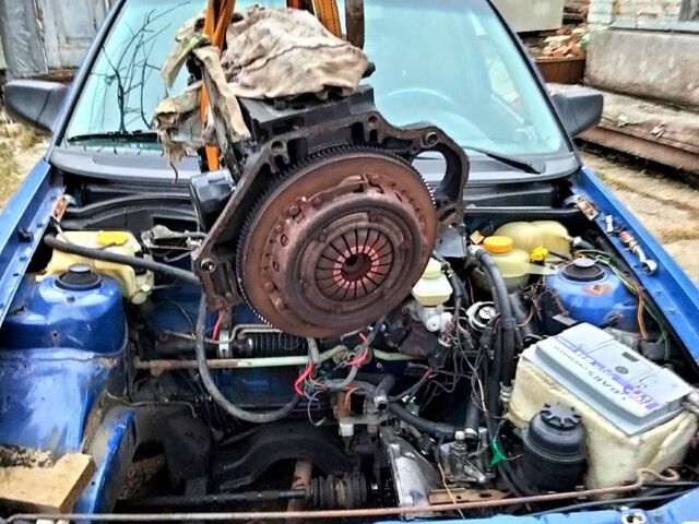 Синий Опель Астра, объемом двигателя 1.6 л и пробегом 0 тыс. км за 10000 $, фото 4 на Automoto.ua