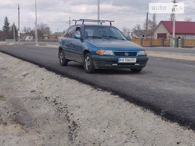 Синій Опель Астра, об'ємом двигуна 0 л та пробігом 326 тис. км за 2350 $, фото 22 на Automoto.ua