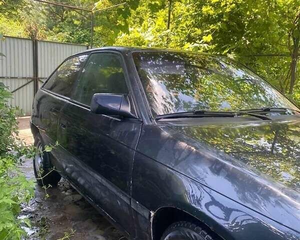 Синий Опель Астра, объемом двигателя 1.7 л и пробегом 350 тыс. км за 700 $, фото 1 на Automoto.ua