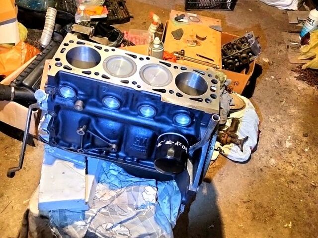 Синий Опель Астра, объемом двигателя 1.6 л и пробегом 0 тыс. км за 10000 $, фото 5 на Automoto.ua