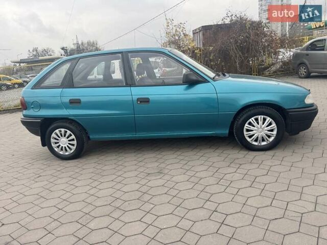 Синій Опель Астра, об'ємом двигуна 1.6 л та пробігом 200 тис. км за 1499 $, фото 7 на Automoto.ua