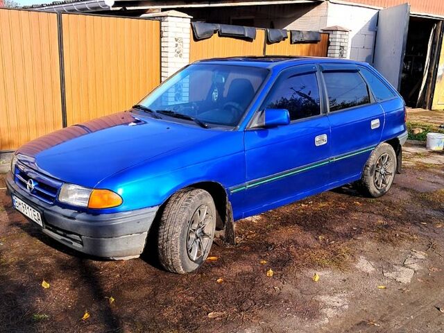 Синий Опель Астра, объемом двигателя 1.4 л и пробегом 200 тыс. км за 2100 $, фото 7 на Automoto.ua