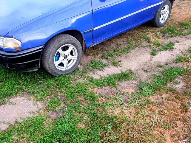 Синий Опель Астра, объемом двигателя 1.4 л и пробегом 0 тыс. км за 1650 $, фото 2 на Automoto.ua