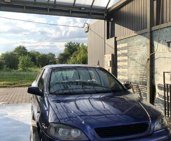 Синий Опель Астра, объемом двигателя 1.6 л и пробегом 270 тыс. км за 1650 $, фото 2 на Automoto.ua