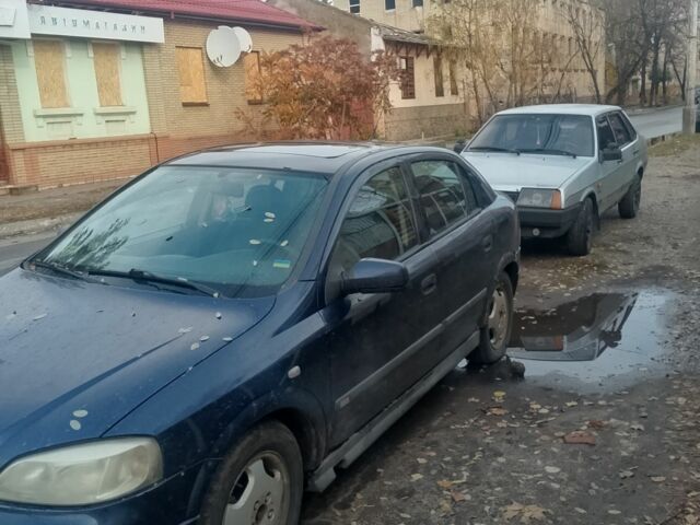 Синий Опель Астра, объемом двигателя 1 л и пробегом 3 тыс. км за 807 $, фото 1 на Automoto.ua