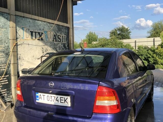 Синий Опель Астра, объемом двигателя 1.6 л и пробегом 384 тыс. км за 1500 $, фото 2 на Automoto.ua