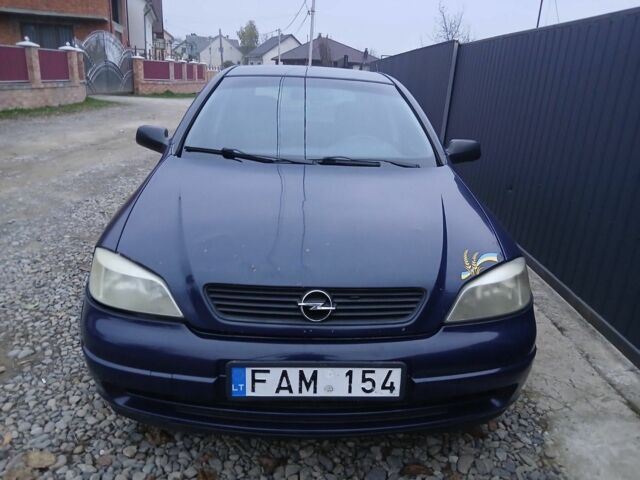 Синий Опель Астра, объемом двигателя 1.6 л и пробегом 280 тыс. км за 950 $, фото 2 на Automoto.ua