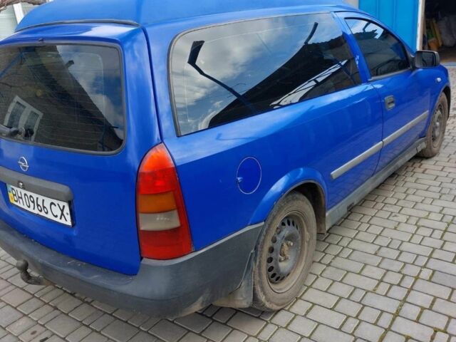 Синий Опель Астра, объемом двигателя 1.7 л и пробегом 219 тыс. км за 3000 $, фото 2 на Automoto.ua