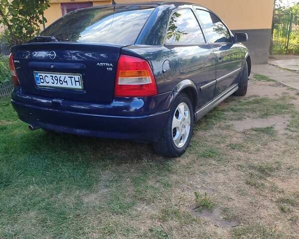 Синий Опель Астра, объемом двигателя 1.6 л и пробегом 350 тыс. км за 2700 $, фото 3 на Automoto.ua