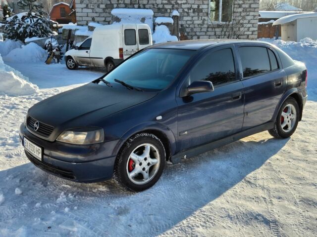 Синій Опель Астра, об'ємом двигуна 1.4 л та пробігом 196 тис. км за 1999 $, фото 1 на Automoto.ua