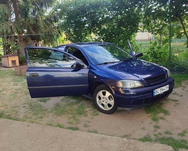 Синий Опель Астра, объемом двигателя 1.6 л и пробегом 350 тыс. км за 2700 $, фото 1 на Automoto.ua