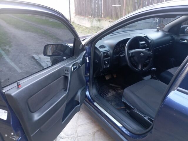 Синий Опель Астра, объемом двигателя 1.6 л и пробегом 185 тыс. км за 2500 $, фото 6 на Automoto.ua