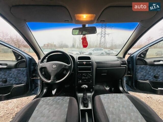 Синій Опель Астра, об'ємом двигуна 1.6 л та пробігом 252 тис. км за 3500 $, фото 13 на Automoto.ua