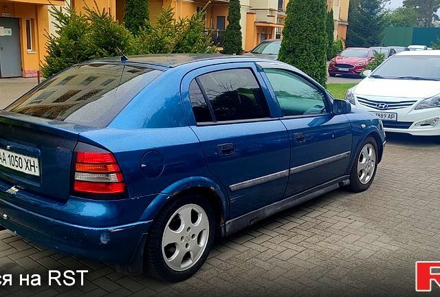 Синій Опель Астра, об'ємом двигуна 1.6 л та пробігом 250 тис. км за 2700 $, фото 1 на Automoto.ua