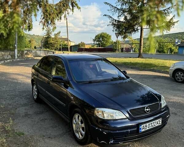 Синий Опель Астра, объемом двигателя 1.6 л и пробегом 302 тыс. км за 2800 $, фото 1 на Automoto.ua
