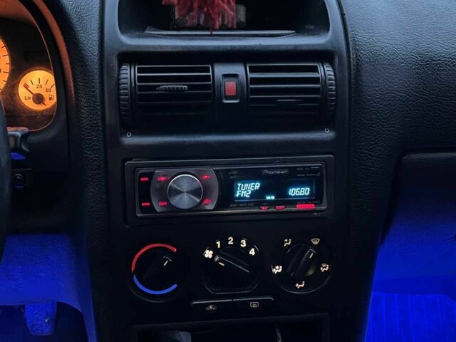 Синий Опель Астра, объемом двигателя 1.4 л и пробегом 347 тыс. км за 3600 $, фото 11 на Automoto.ua