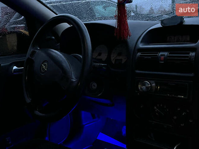 Синий Опель Астра, объемом двигателя 1.4 л и пробегом 347 тыс. км за 3600 $, фото 9 на Automoto.ua