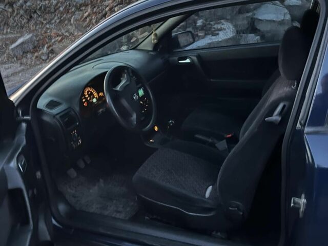 Синій Опель Астра, об'ємом двигуна 1.4 л та пробігом 351 тис. км за 2300 $, фото 4 на Automoto.ua