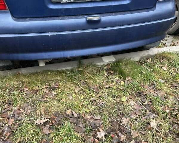 Синій Опель Астра, об'ємом двигуна 1.6 л та пробігом 320 тис. км за 3200 $, фото 7 на Automoto.ua