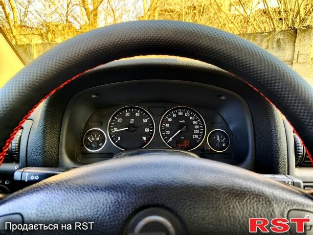 Синий Опель Астра, объемом двигателя 1.6 л и пробегом 165 тыс. км за 3000 $, фото 8 на Automoto.ua