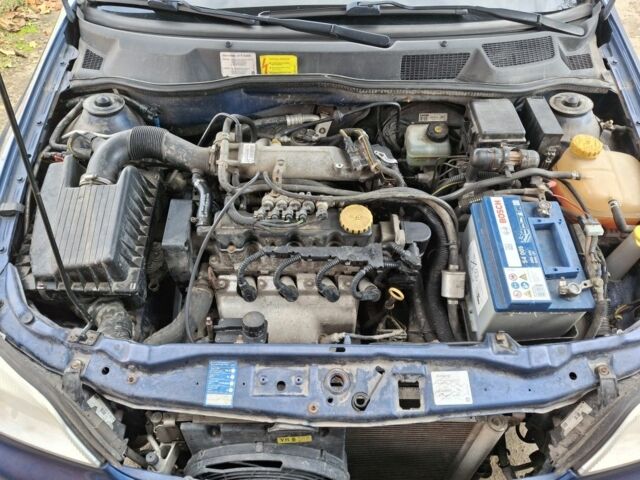 Синій Опель Астра, об'ємом двигуна 0 л та пробігом 209 тис. км за 4100 $, фото 2 на Automoto.ua